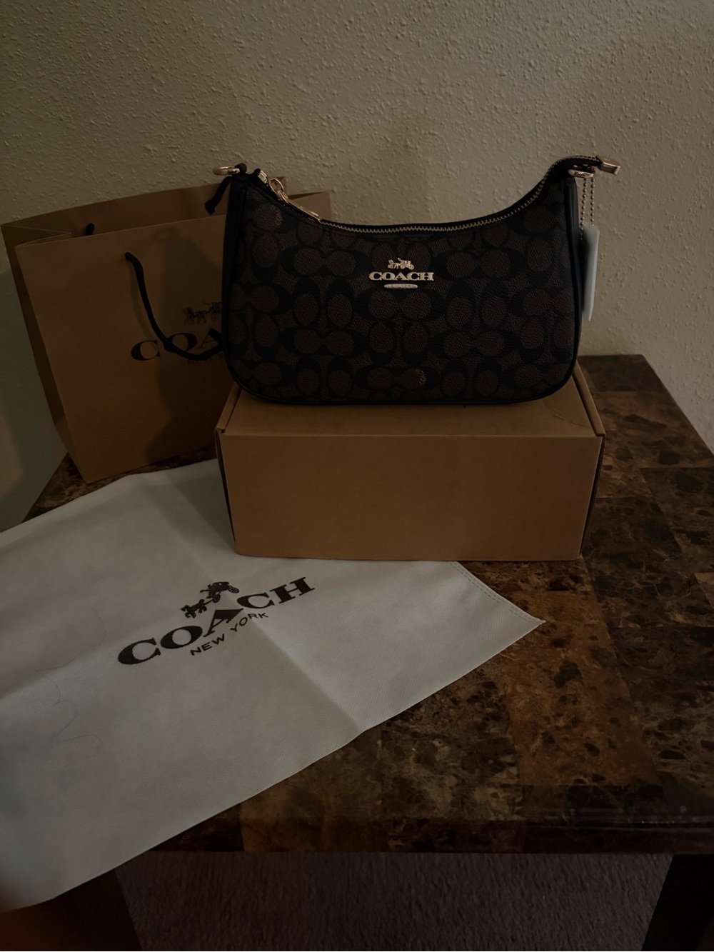 Brown Teri Coach bag - Picture 3 of 5